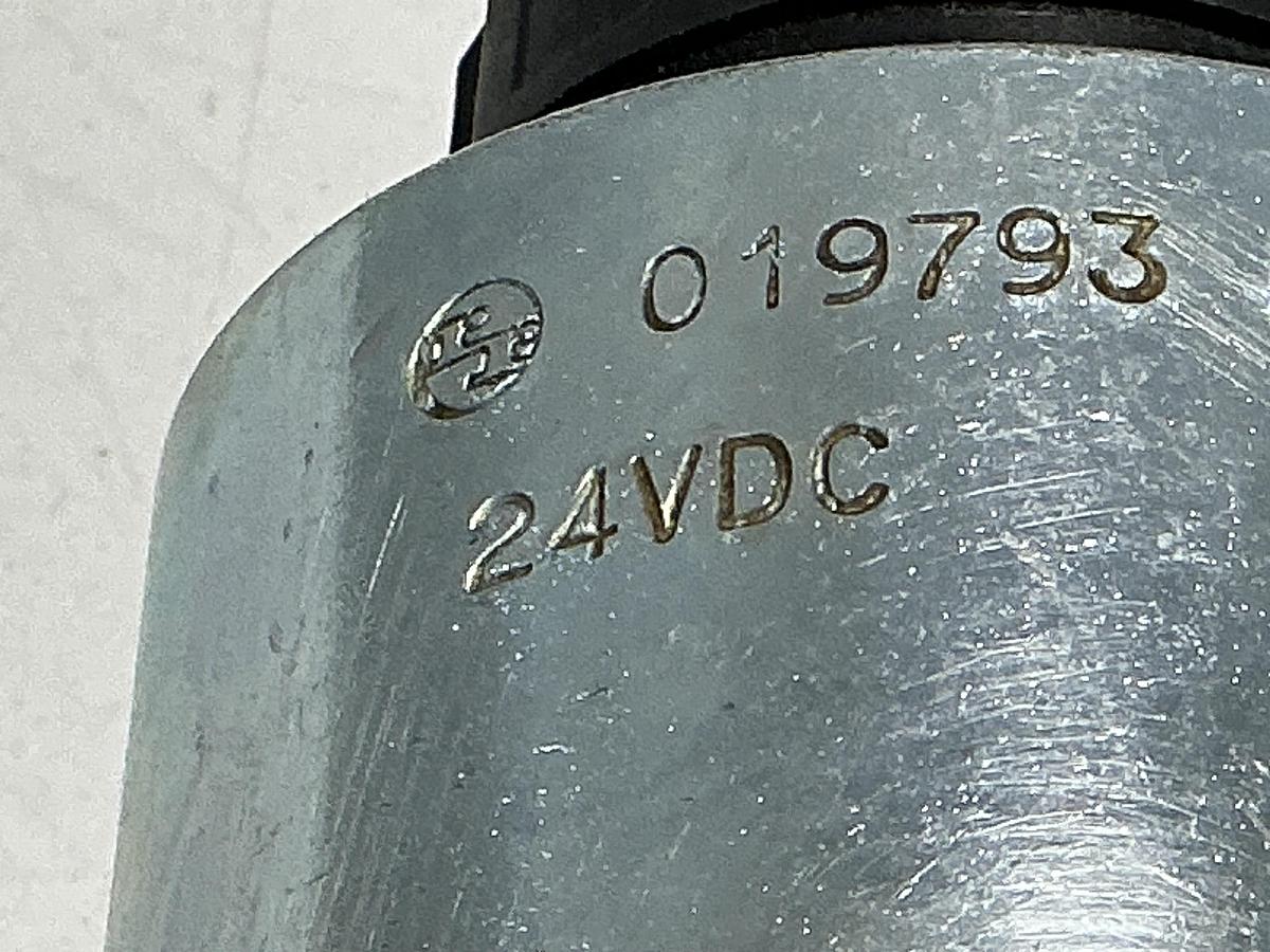 Used REXROTH 5-4WE 10 X185-33/CG24N9K4