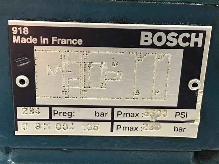Used BOSCH 4-Way Solenoid Directional Servo Valve 0 811 404 601 USED