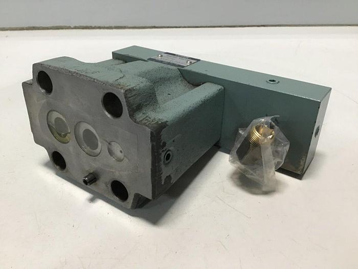 Used YUKEN Relief Valve EBG-03-C-T-5027 #111612