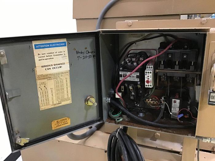 Used CUMBERLAND 10 HP Grinder / Granulator, 284 GRAN 3KN 10, Used