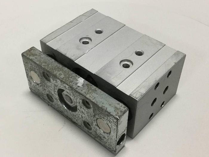 Used FESTO Pneumatic Cylinder DFM-40-25-P-A-GF #70384