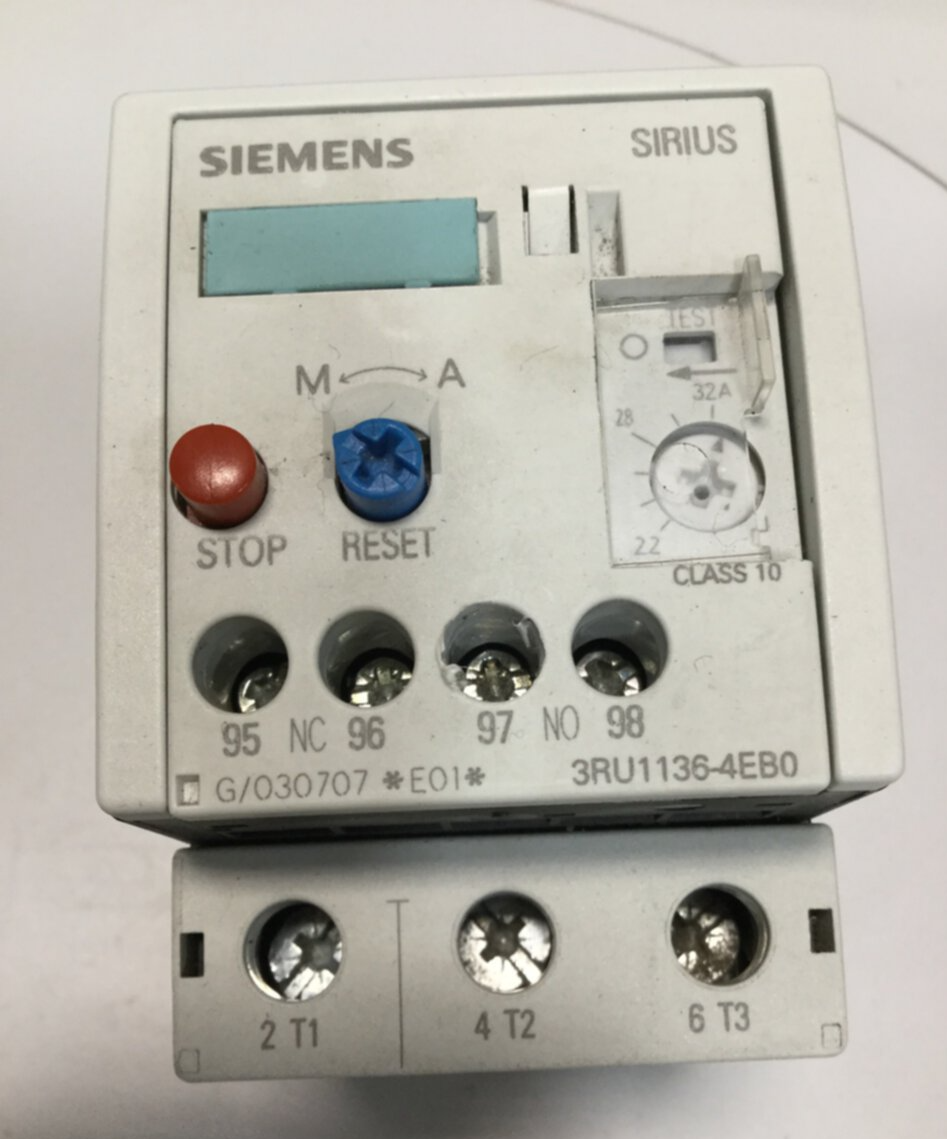 Used SIEMENS Relay 3RU1136-4EB0 USED