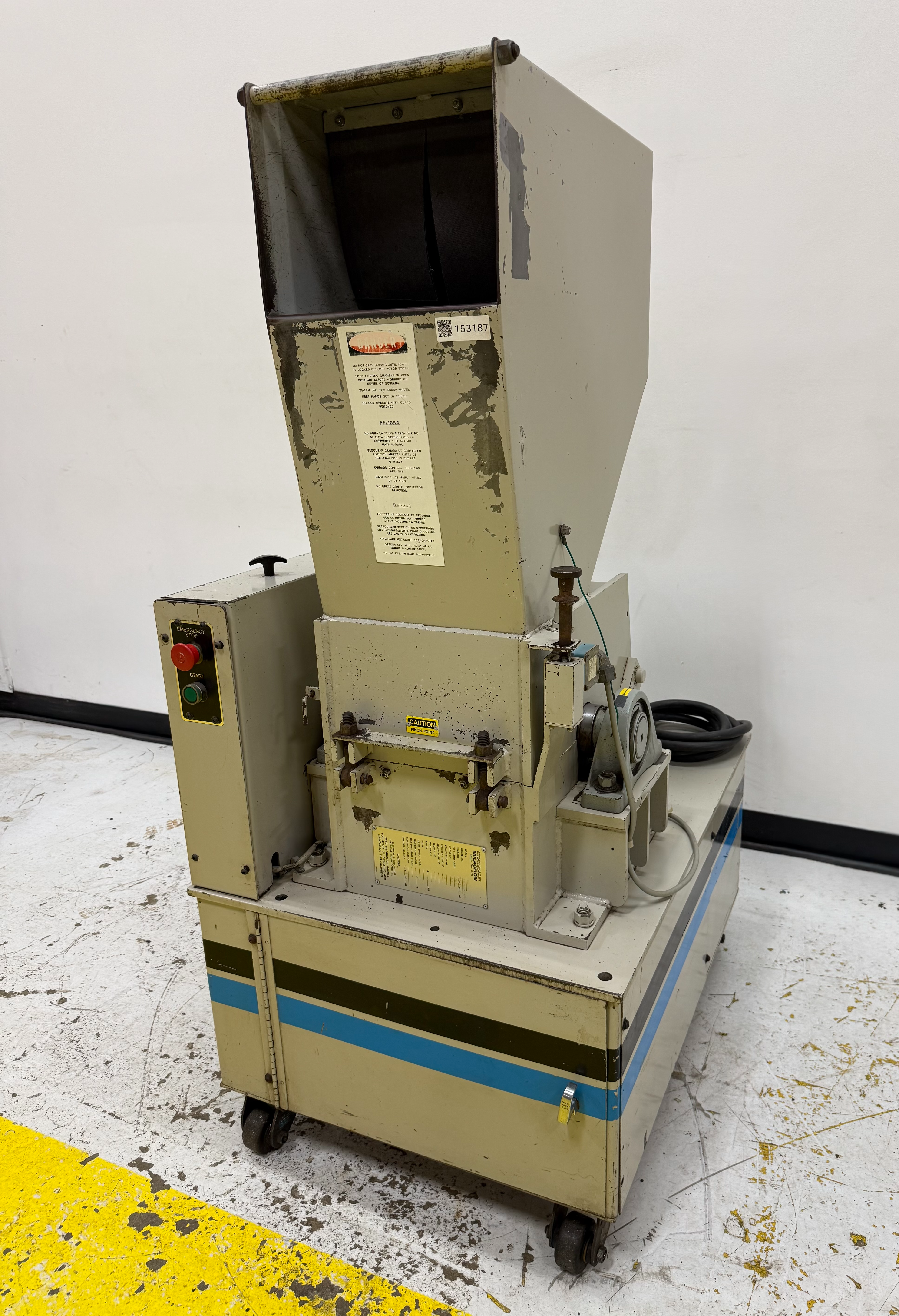 Used DNL / NOT CLEANED CINCINNATI MILACRON 912CM8 GRINDER GRANULATOR