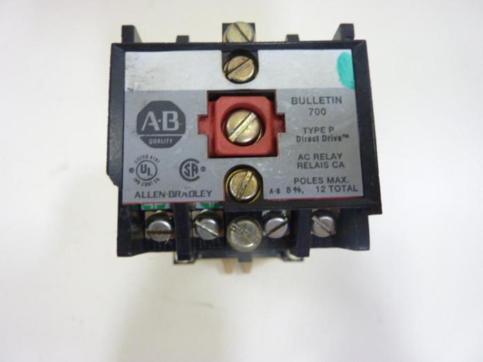 Used ALLEN BRADLEY AC Relay 700-P400A1 SER B #43956