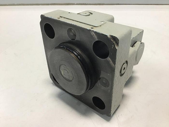 Used VICKERS Valve DG4V-3S-7AL-M-U-HL7-60-EN490 #114997