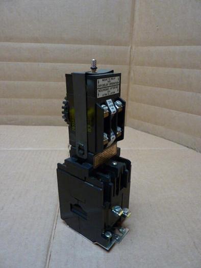 Used GENERAL ELECTRIC / GE Pneumatic Timer CR122B040 A #26812