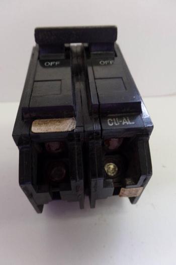 Used GENERAL ELECTRIC / GE 20 Amp Circuit Breaker THQC220 #31375
