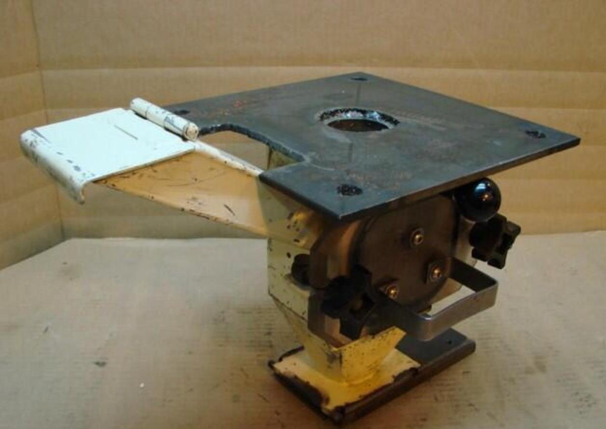 Used BUNTING Drawer Magnet MAG861 USED
