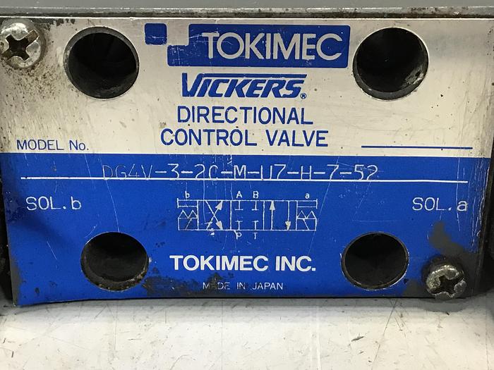 Used VICKERS DG4V-3-2C-M-U7-H-7-52