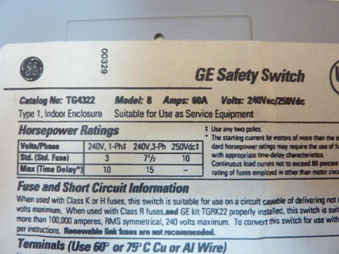 Used GENERAL ELECTRIC / GE 60 Amp Safety Disconnect Switch TG4322 #41595