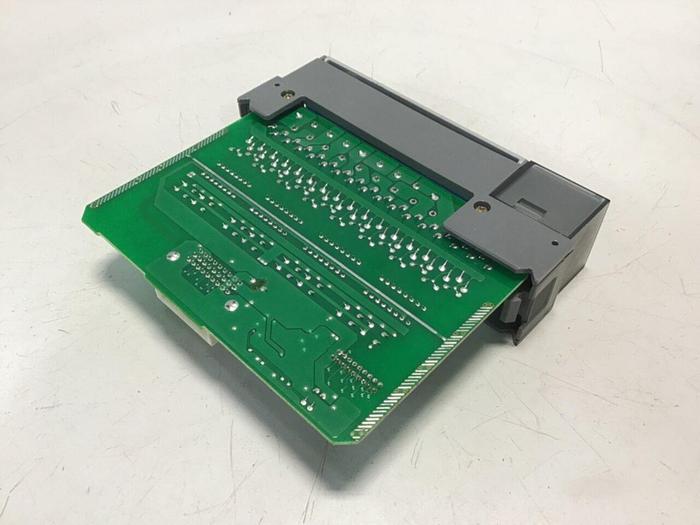 Used ALLEN BRADLEY Input Module 1746-IB16 SER C USED