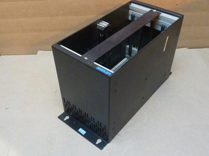 Used VICKERS SMC Motion Controller Rack SMC21-S-1-115 #32252