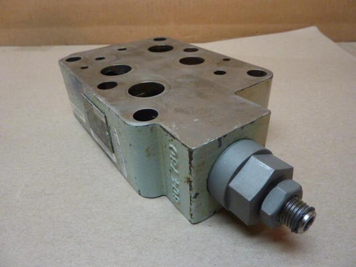 Used MANNESMANN REXROTH Hydraulic Valve 4745802FS2231SV502169 #31899