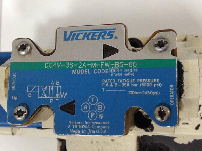 Used VICKERS Directional Control Valve DG5S86AMFWB530 #90116
