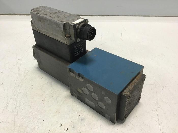 Used BOSCH SERVO Valve 0 811 404 804 USED