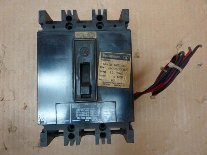 Used WESTINGHOUSE 20 Amp Circuit Breaker FB3020 #28441