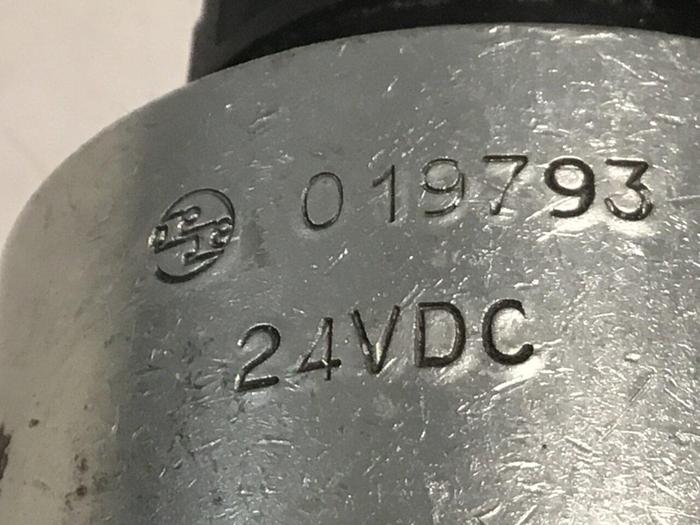 Used REXROTH Valve 54WE10E121A33/CG24N9K4 SO332 #137802