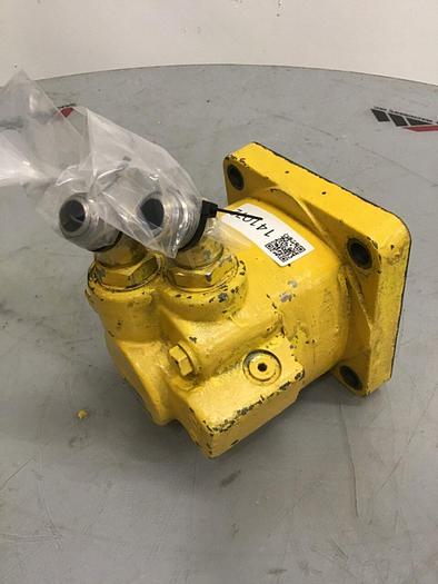 Used CHAR LYNN Hydraulic Screw Motor 111 1037 004 Used