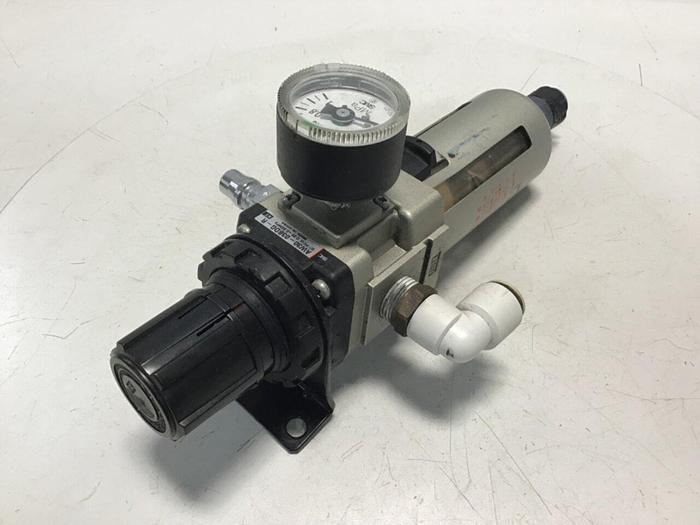 Used SMC Filter Regulator AW30-03BDG-R #132520