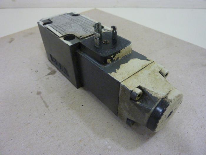 Used REXROTH Solenoid Valve 4WE6D51AG24N9K4V #49620