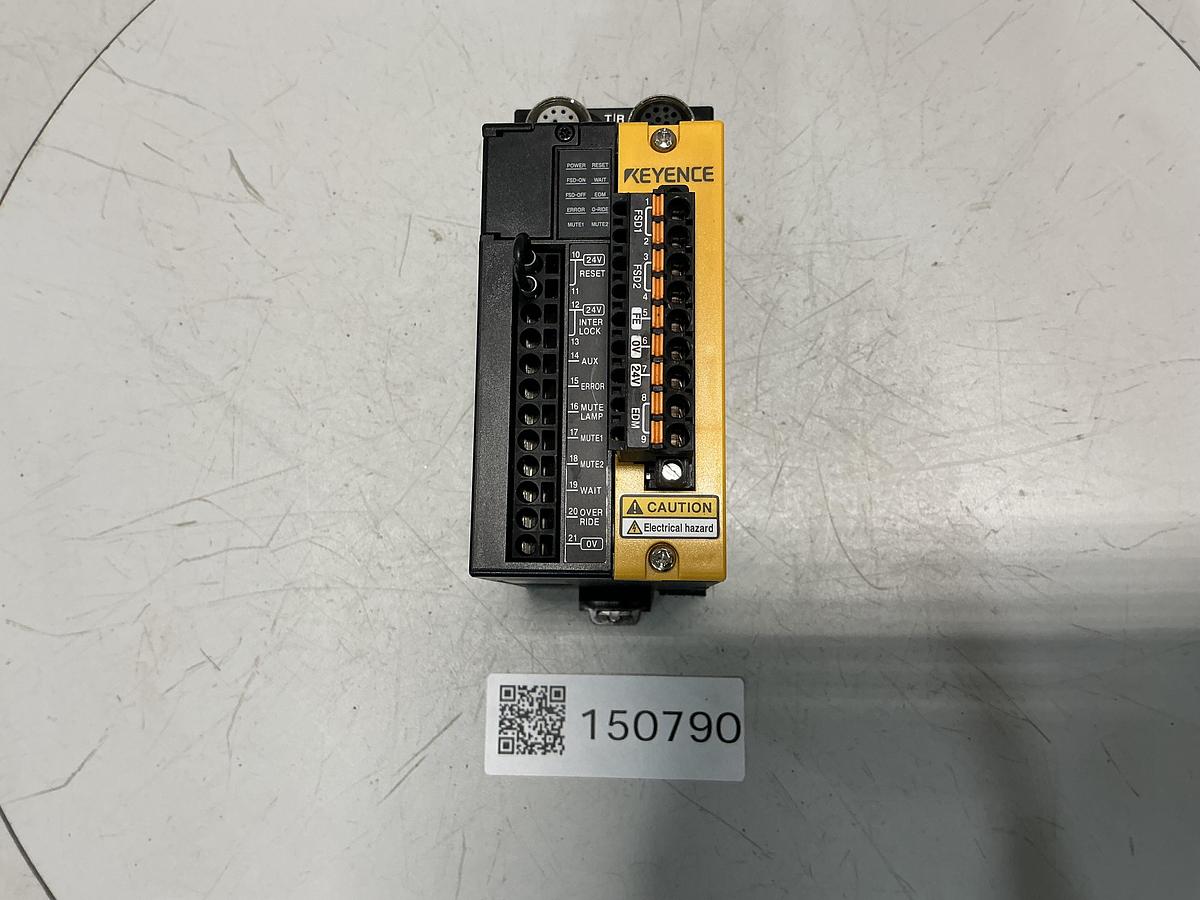 Used KEYENCE GL-T11R