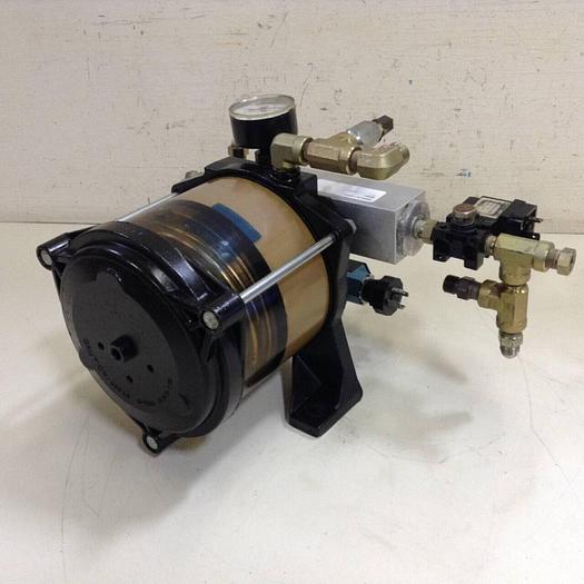 Used LUBRIQUIP TRABON Pump Package E PUMP W/RESV. #82328