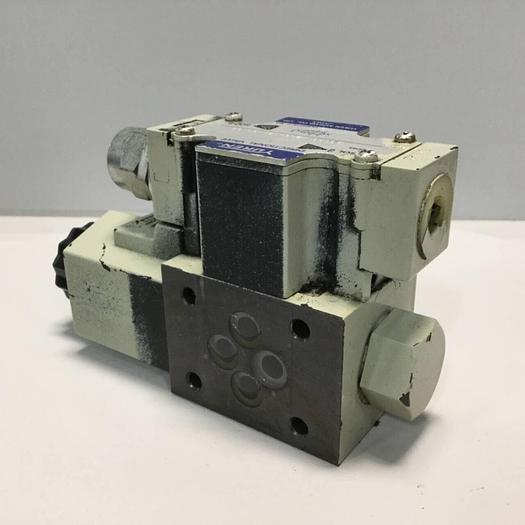 Used YUKEN Directional Valve DSG-01-2B8-D24-50150 #91577