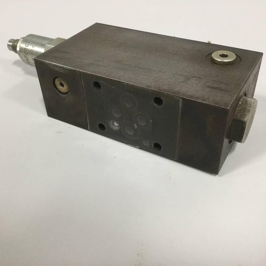 Used REXROTH Hydraulic Valve Manifold Sandwich Plate R978917495 USED