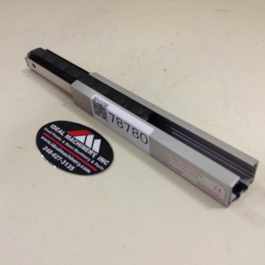 Used KEYENCE CORP Safety Light Curtain Transmitter PJ-V21T Used