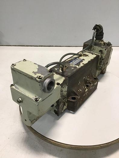 Used YUKEN Valve SD1167-280-10AD-E-CB-10 #144627