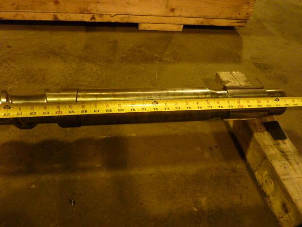 Used GENERIC Screw SCREW215 Used