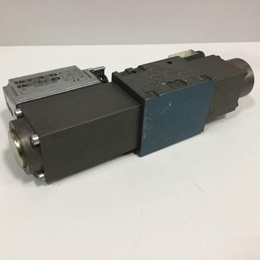 Used BOSCH SERVO Proportional Valve 0 811 404 775 USED