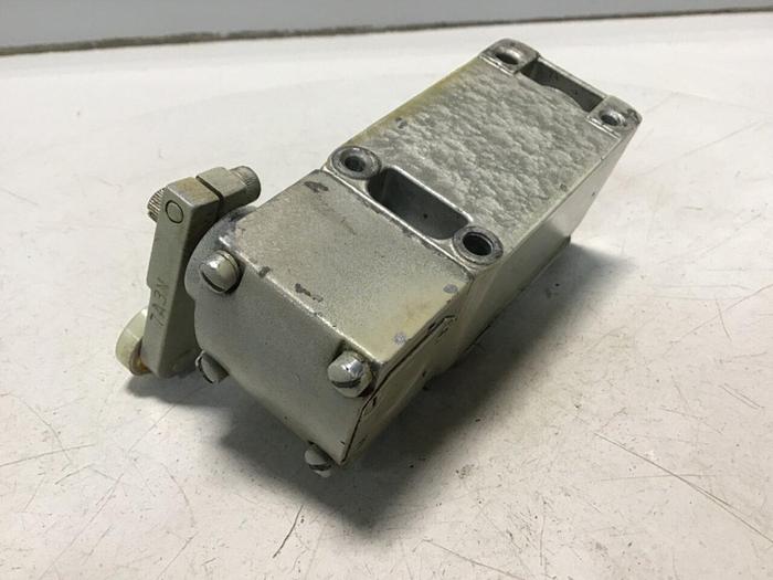 Used TELEMECANIQUE Limit Switch C3JK06 #121447