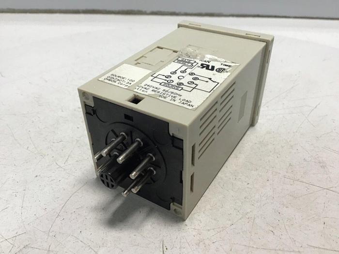 Used OMRON Timer H5CN-XAN #124250