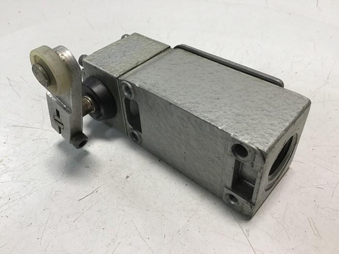 Used TELEMECANIQUE Lox-Switch C2JK05 #121842