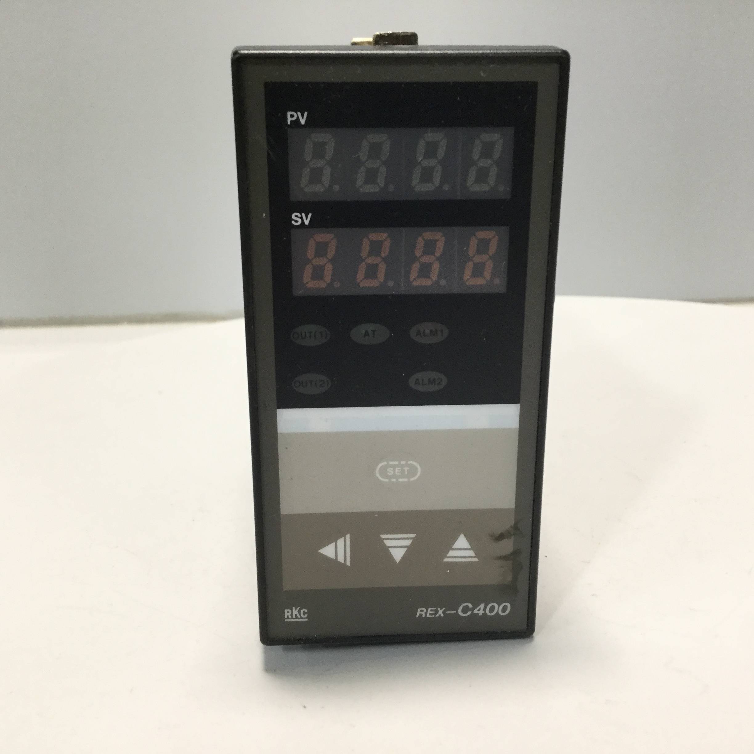 Used RKC Temperature Control REX-C400FK03VAN USED