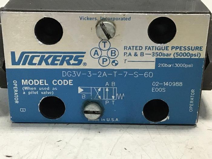Used VICKERS Valve DG3V-3-2A-T-7-S-60 #135269