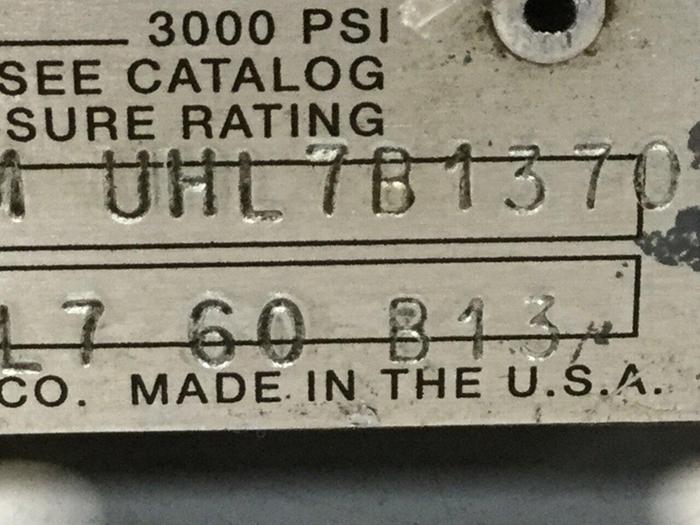 Used VICKERS Valve DG5S40431CETMUHL7B1370 #110445