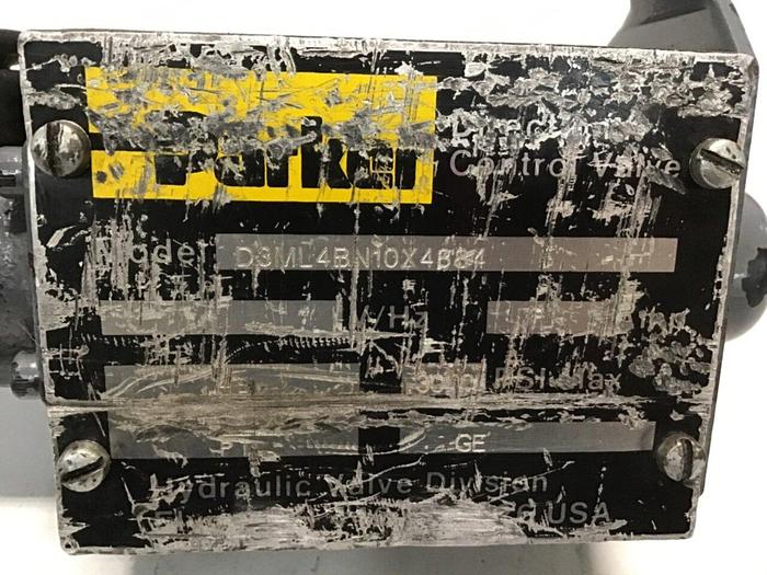 Used PARKER Directional Control Valve D3ML4BN10X4384 Used