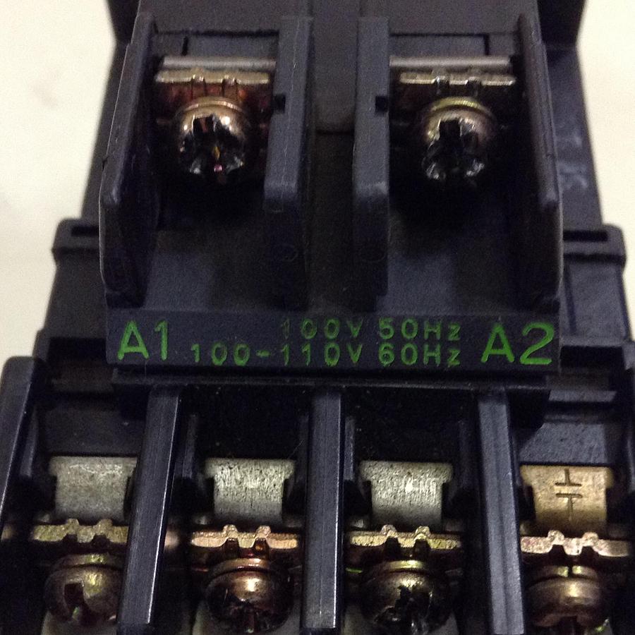 Used FUJI ELECTRIC Contactor SC-0 4NC0F0 USED