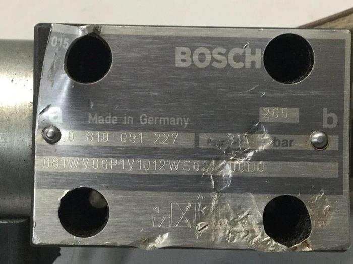 Used BOSCH Directional Valve 0 810 091 227 Used