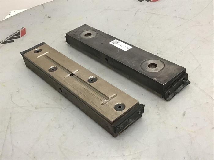 Used VAN DORN Pair of Sliding Platen Shoes 339038 PAIR USED