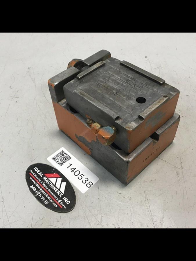 Used CINCINNATI MILACRON Sliding Shoe Platen 3955175 USED