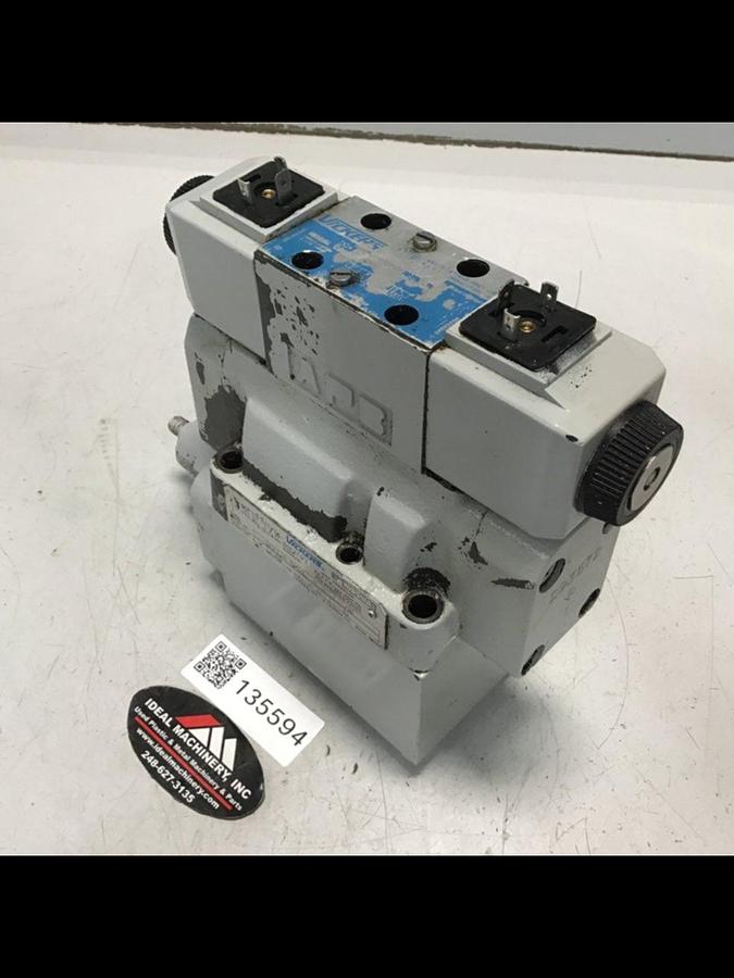 Used VICKERS Valve DG5S4 042C M U B6 60 #135594