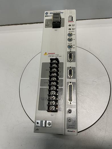 Used ALLEN BRADLEY 2098-DSD-030-SE