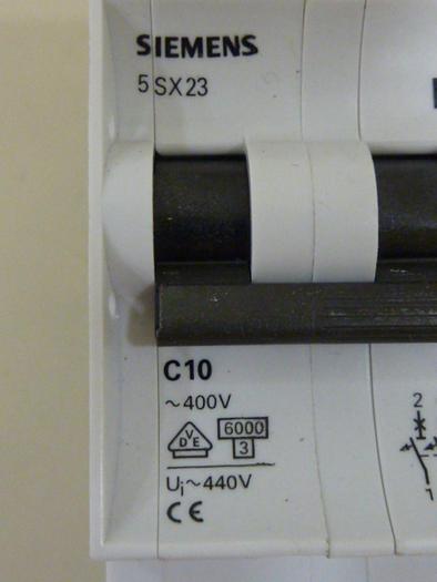 Used SIEMENS 10 Amp Circuit Breaker 5SX23C10 #46951
