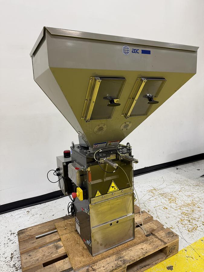 Used DNL / NOT CLEANED 2022 AEC BD-900-2