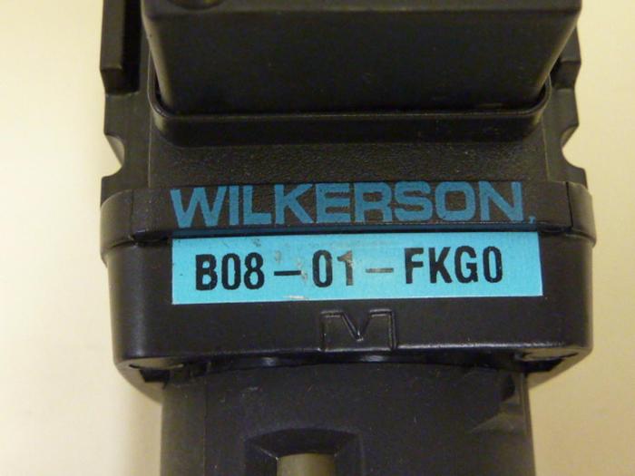 Used WILKERSON Pneumatic Regulator R08-01-FKG0 #54669