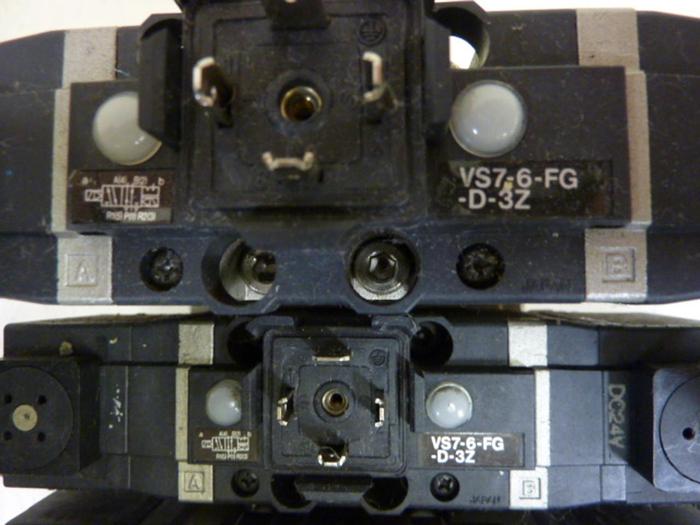 Used SMC Control Block w/ Valves VS7-6-FG-D-32 #60107