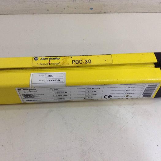Used ALLEN BRADLEY Light Curtain Transmitter 440L-T4D0450-N #71575